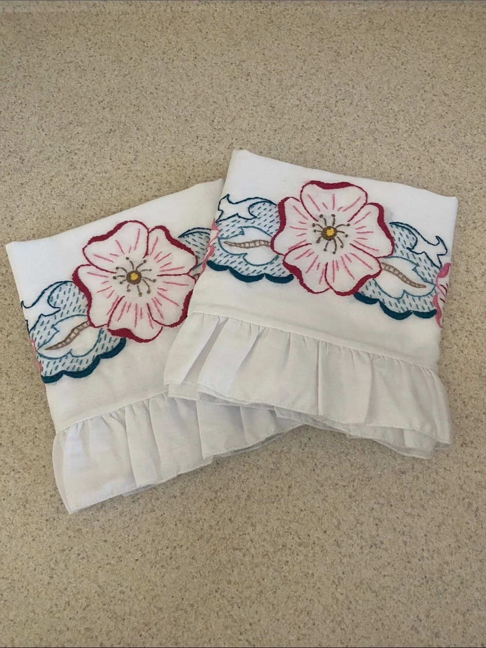 Vintage Hand Embroidered Floral Pillowcases Pair Ruffle